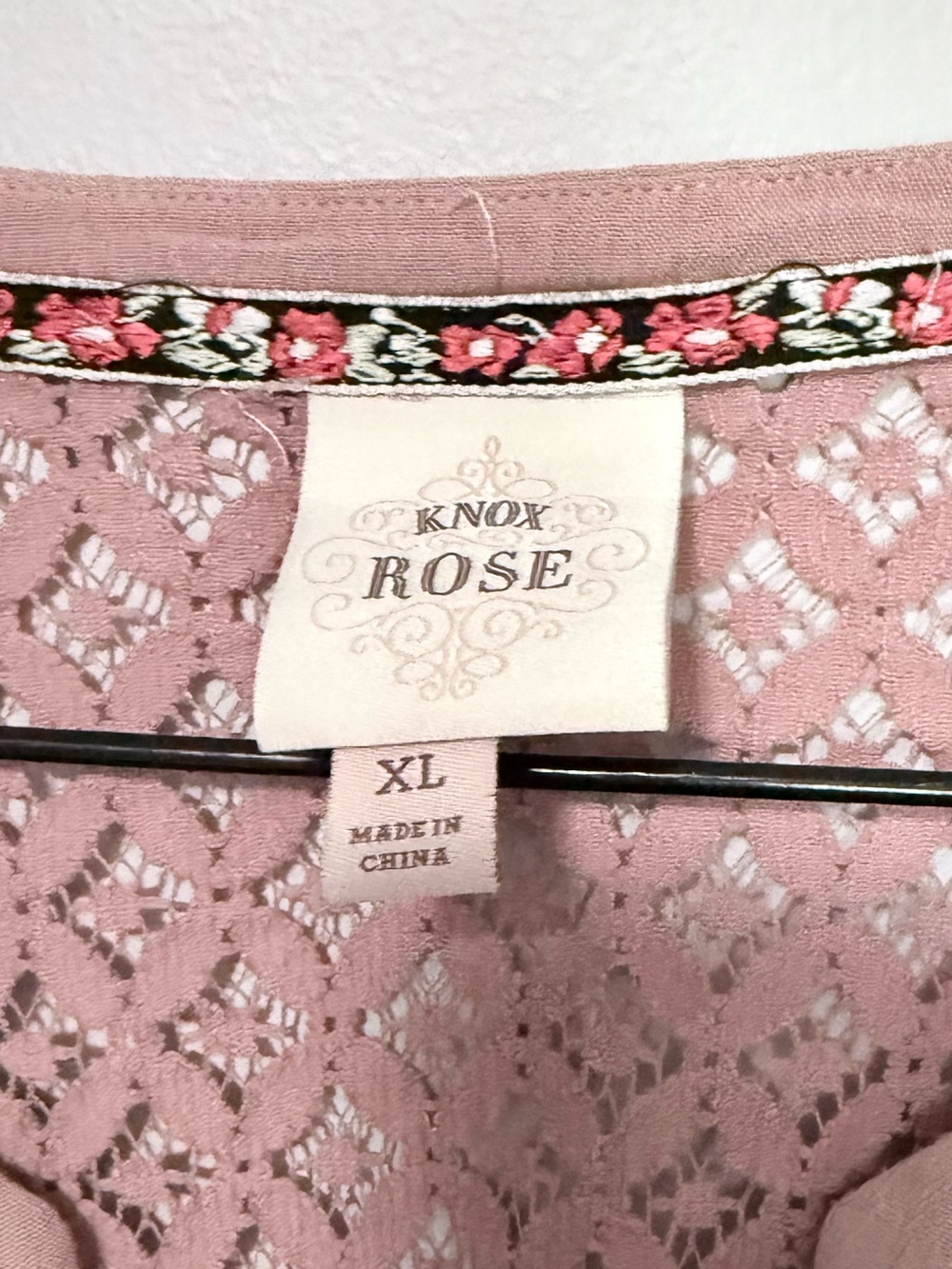 Knox Rose XL  Lace Yoke Blouse in Dusty Mauve - Picture 4 of 7